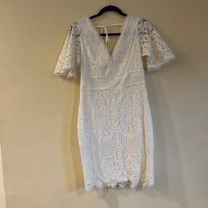 White lace short sleeve v neck dress